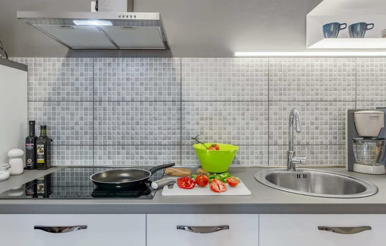 Apartment Rubix Пула Екстер'єр фото