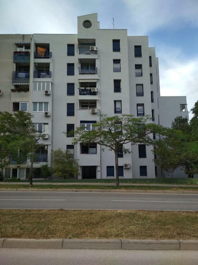 Apartment Rubix Пула Екстер'єр фото